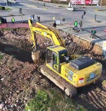 1 milyar TL’lik tarihi projede ilk kazma vuruldu: Yenikent’e cazibe katacak metrobüsler yakında yollarda